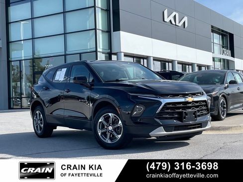 Used 2025 Chevrolet Blazer LT AWD/4WD image 1