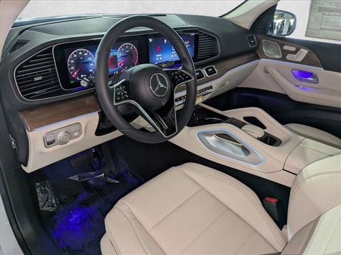 New 2026 Mercedes-Benz GLE 450 4MATIC image 3