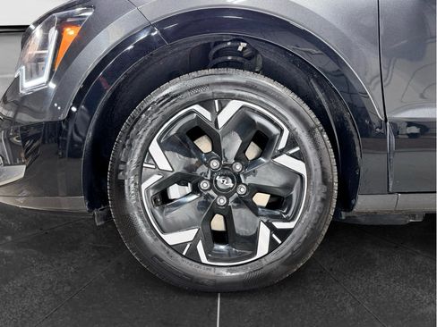 Used 2024 Kia Niro Wind FWD image 31