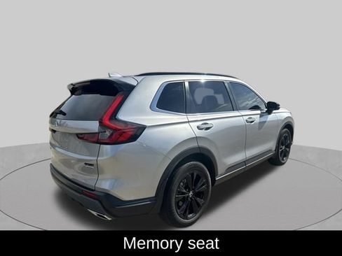 Used 2023 Honda CR-V Sport Touring image 3