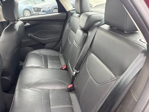 Used 2016 Ford Focus SE w/ Equipment Group 201A FWD image 19