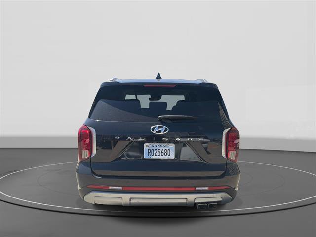 Used 2024 Hyundai Palisade SEL w/ Premium Package FWD image 5