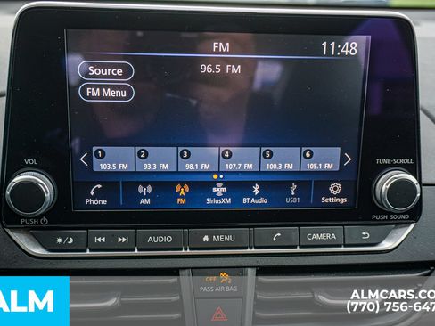 Used 2025 Nissan Altima 2.5 SV FWD image 42