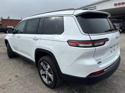 New 2026 Jeep Grand Cherokee L Limited AWD/4WD image 3