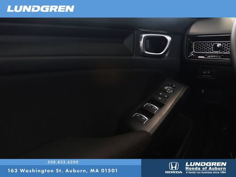 Used 2025 Honda Civic Sport image 28