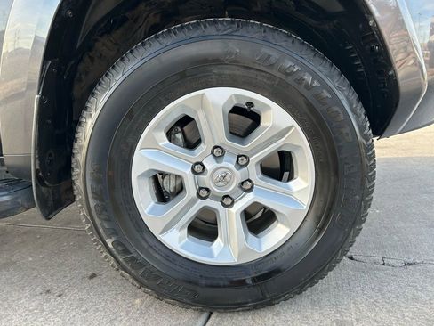 Used 2023 Toyota 4Runner SR5 image 33