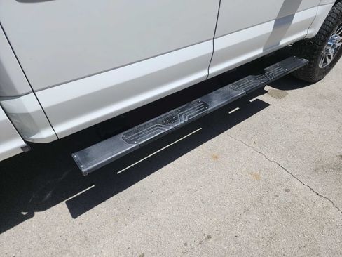 Used 2019 Ford F250 Lariat w/ Lariat Value Package AWD/4WD image 15