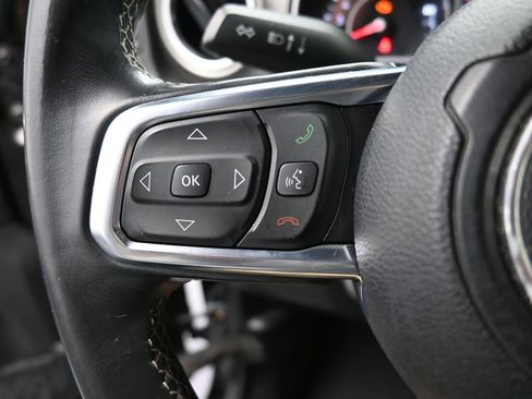 Used 2018 Jeep Wrangler Unlimited Rubicon image 32