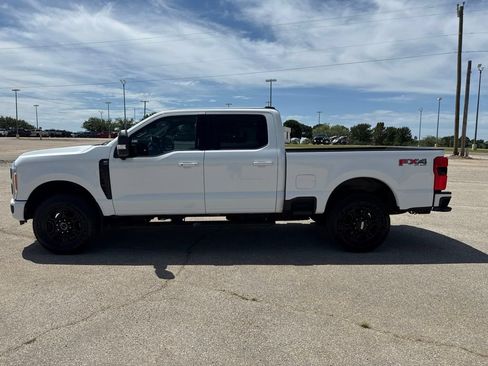 Used 2023 Ford F250 XLT w/ XLT Premium Package AWD/4WD image 2