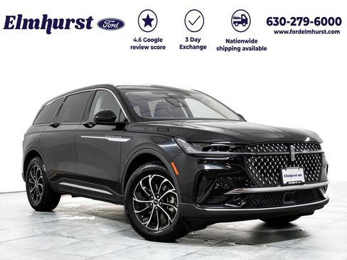 Used 2025 Lincoln Nautilus Premier AWD/4WD image 1