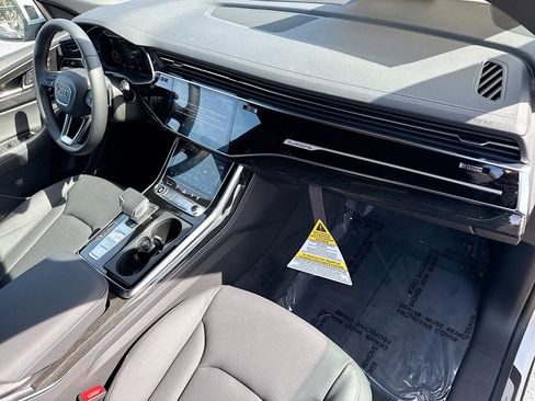 New 2026 Audi Q8 Premium Plus image 14