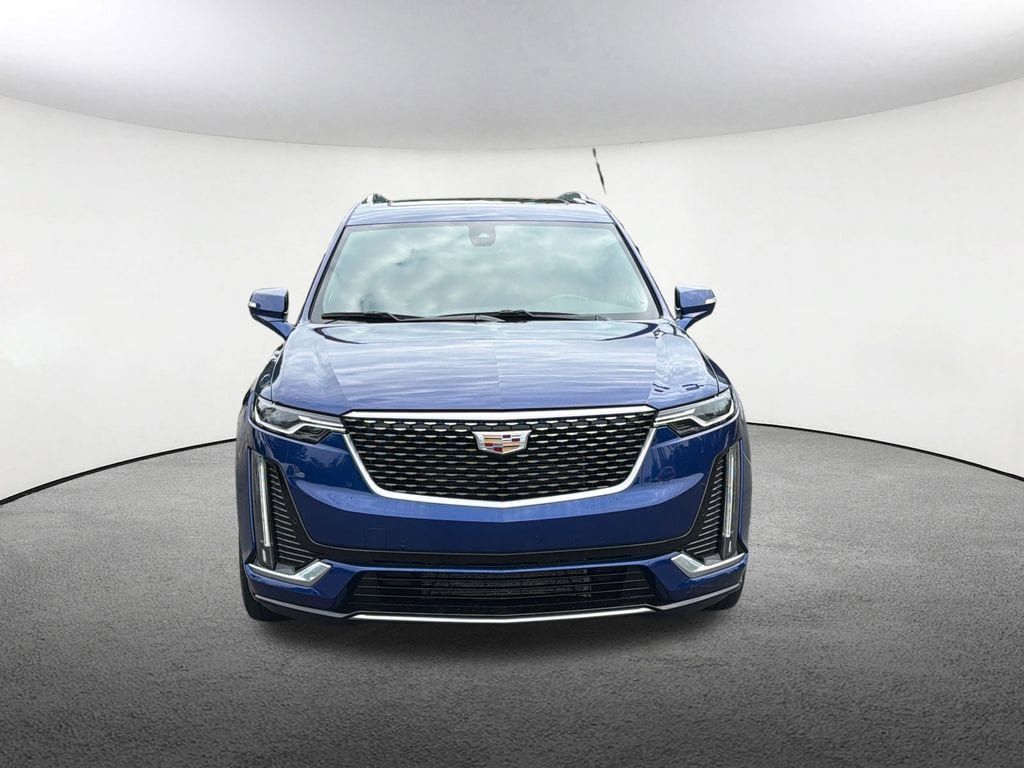 Certified 2023 Cadillac XT6 Premium Luxury AWD/4WD image 23