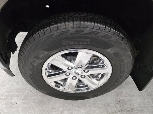 Used 2022 Ford F150 XLT w/ Trailer Tow Package image 10