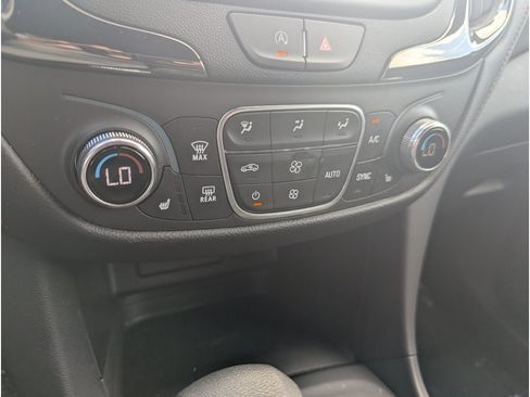 Used 2024 Chevrolet Equinox RS w/ LPO, Floor Liner Package AWD/4WD image 19