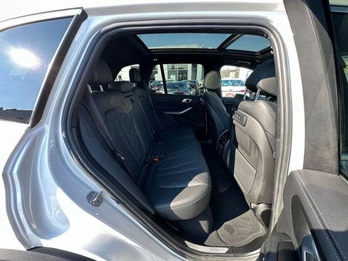 Used 2023 BMW X5 xDrive40i image 13