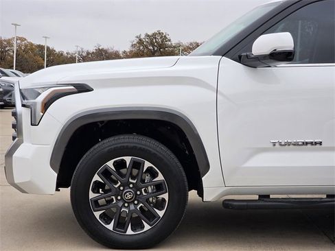 Used 2025 Toyota Tundra Limited image 5