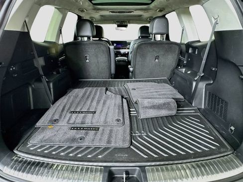 Used 2024 Kia Telluride SX Prestige AWD/4WD image 28