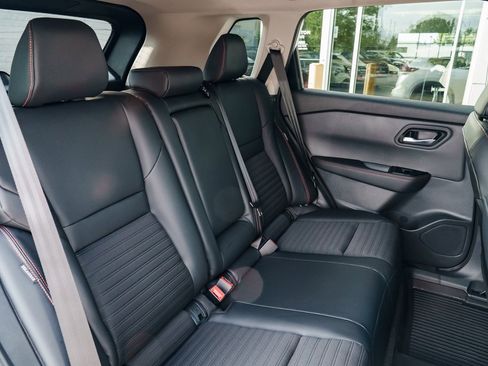 New 2026 Nissan Rogue SV image 25