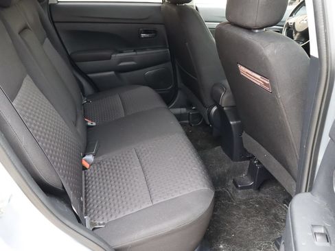 Used 2011 Mitsubishi Outlander Sport SE FWD image 18