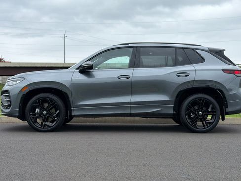 New 2026 Volkswagen Tiguan SE R-Line AWD/4WD image 6