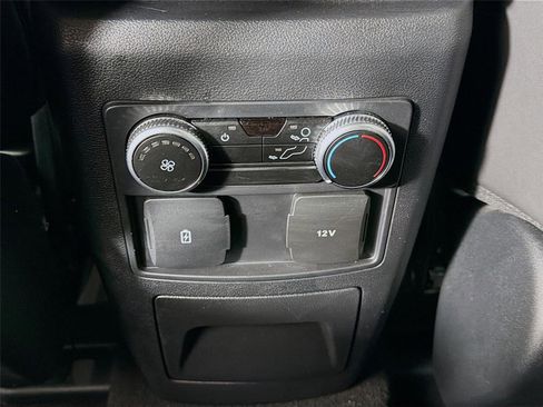 Used 2024 Ford Explorer XLT w/ Equipment Group 202A AWD/4WD image 26