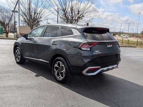 Used 2025 Kia Sportage LX image 5