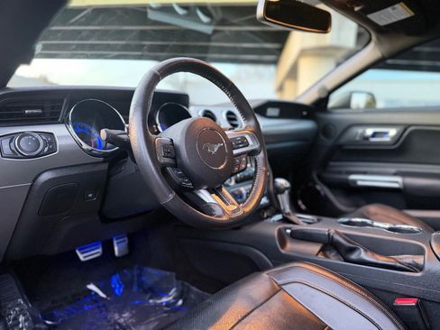 Used 2015 Ford Mustang GT Premium w/ Equipment Group 401A image 8