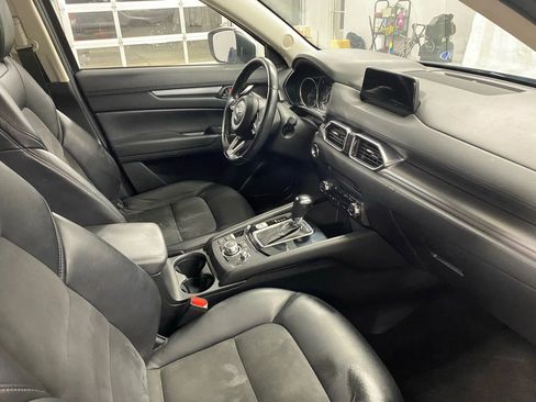 Used 2018 MAZDA CX-5 Touring image 40