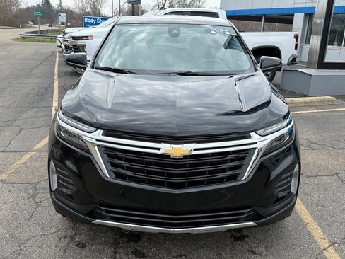 Certified 2024 Chevrolet Equinox LT w/ LPO, Floor Liner Package image 9