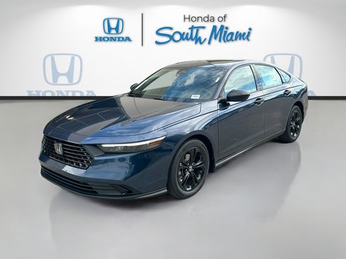 New 2025 Honda Accord SE image 3