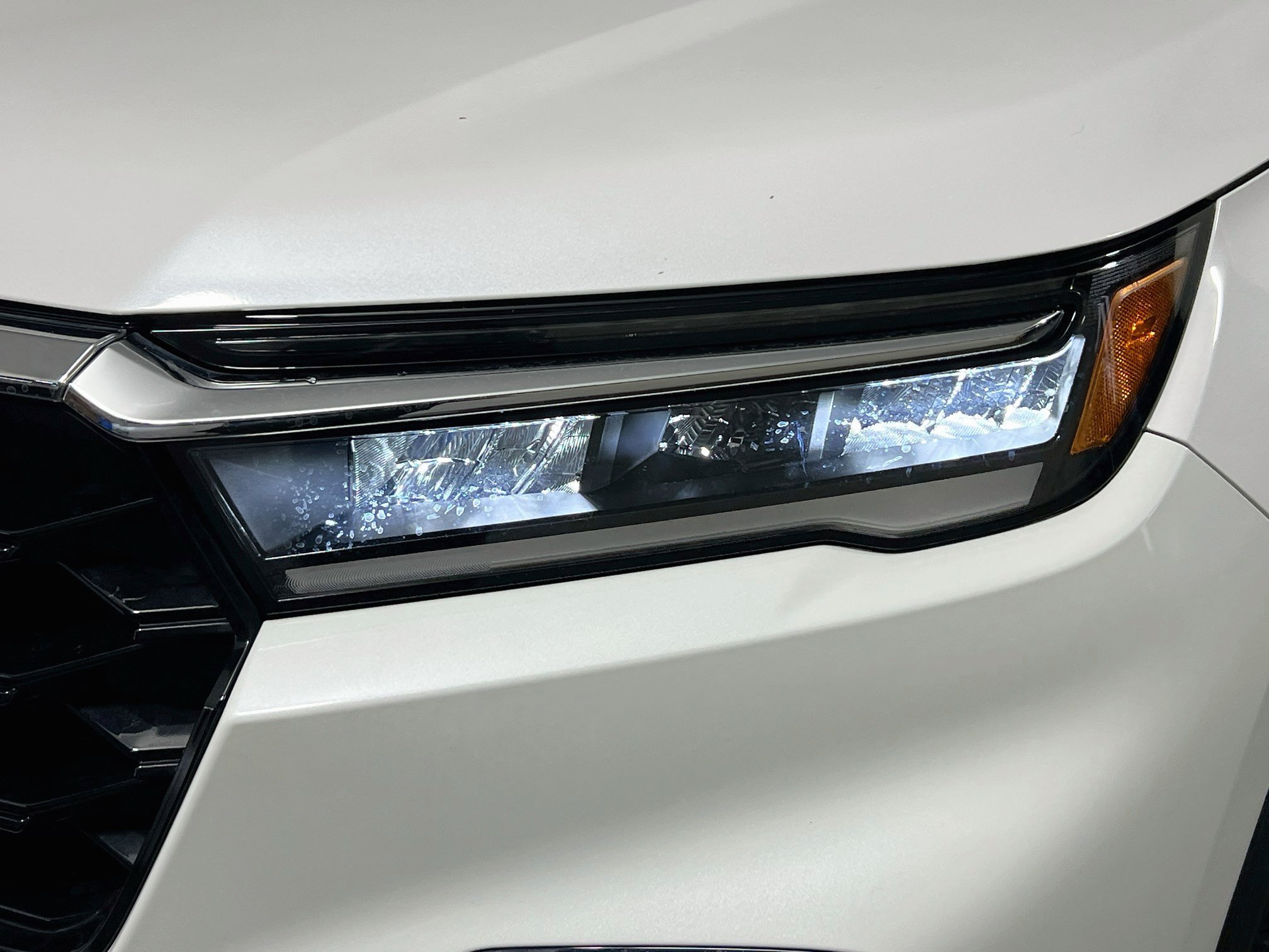 Used 2024 Honda Pilot Elite image 11