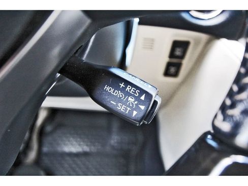 Used 2022 Lexus GX 460 Premium w/ Premium Package AWD/4WD image 13