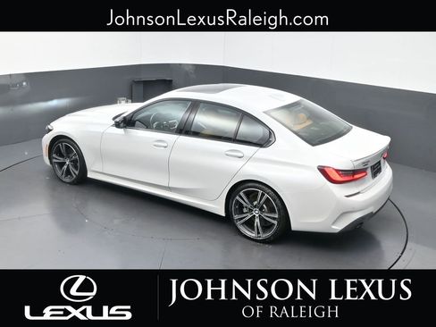 Used 2022 BMW 330i xDrive Sedan w/ M Sport Package AWD/4WD image 25