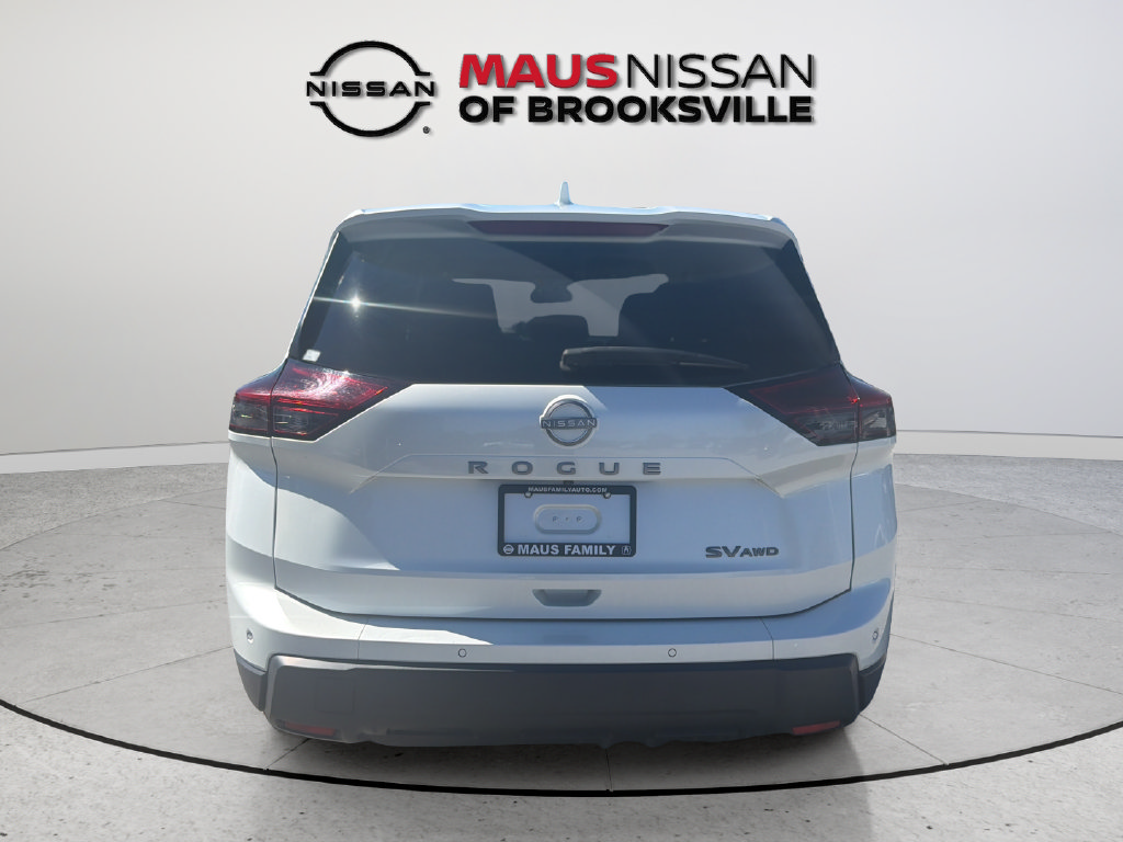 Certified 2024 Nissan Rogue SV AWD/4WD image 9