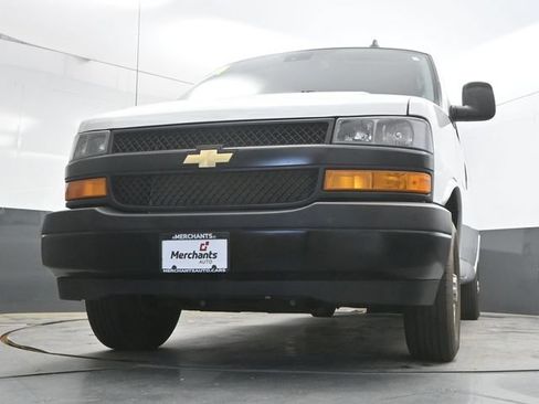 Used 2024 Chevrolet Express 3500 LS RWD image 33