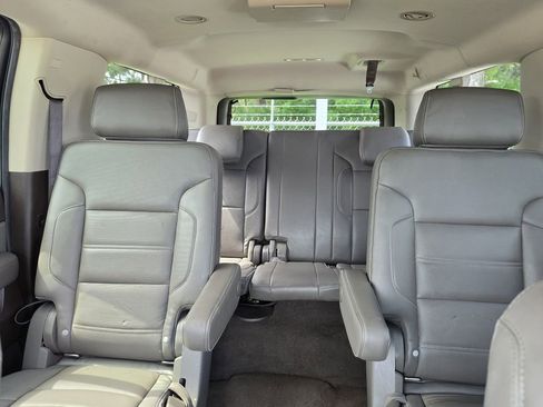 Used 2020 GMC Yukon XL Denali w/ Denali Ultimate Package AWD/4WD image 17