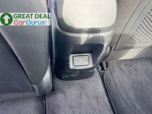 Used 2024 Hyundai Elantra SEL w/ Convenience Package image 21