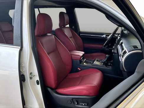 Used 2023 Lexus GX 460 Premium w/ Premium Package AWD/4WD image 8