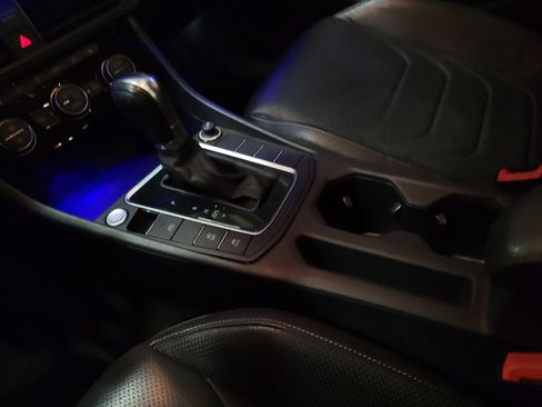 Used 2019 Volkswagen Jetta SEL Premium image 26