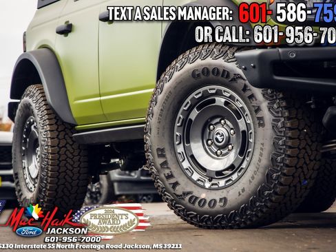 New 2025 Ford Bronco Badlands image 27