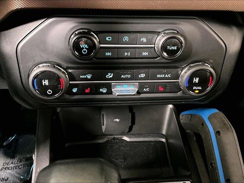 Used 2021 Ford Bronco Outer Banks image 31