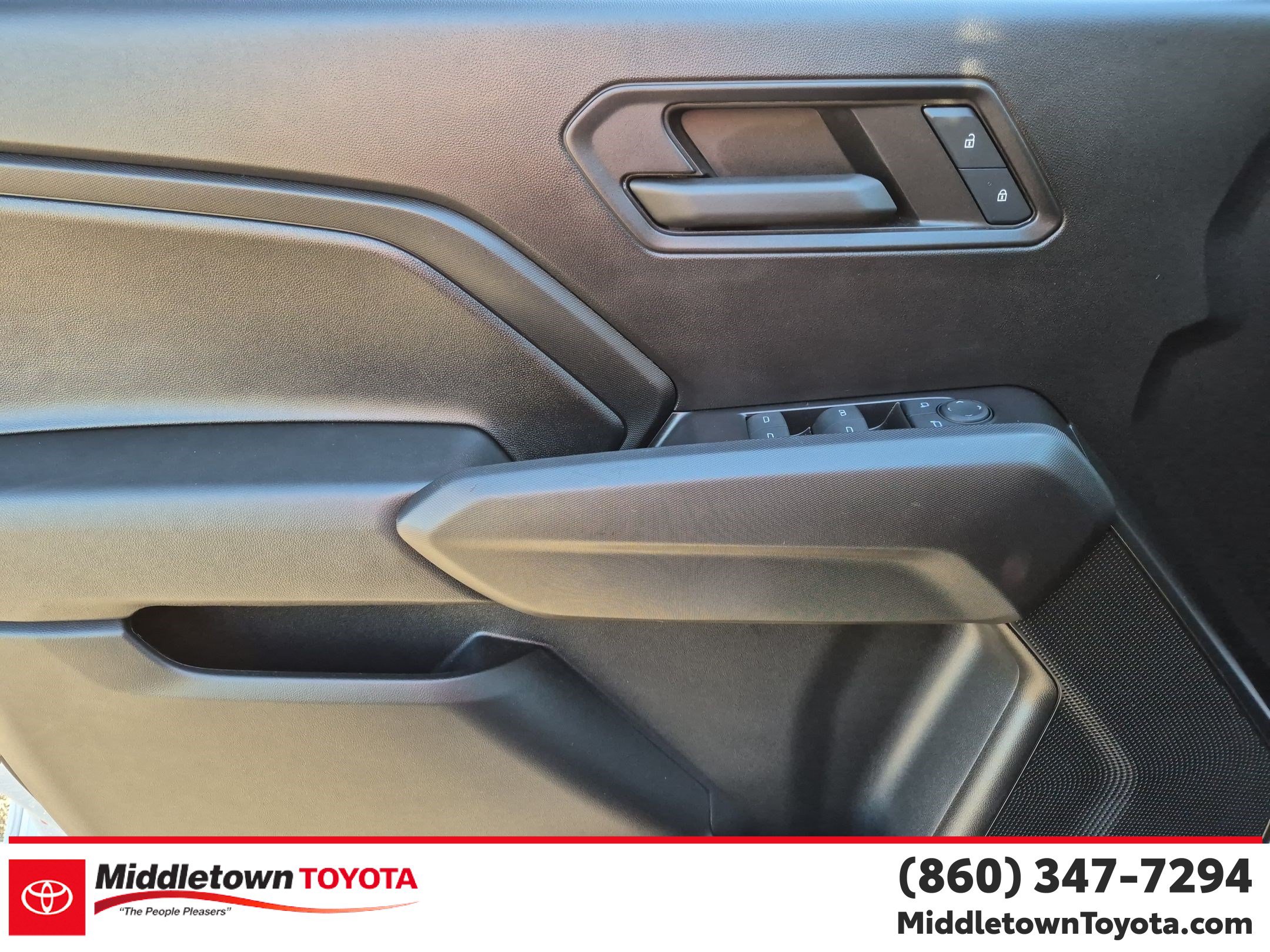 Used 2024 Chevrolet Colorado Trail Boss w/ Advanced Trailering Package AWD/4WD image 10