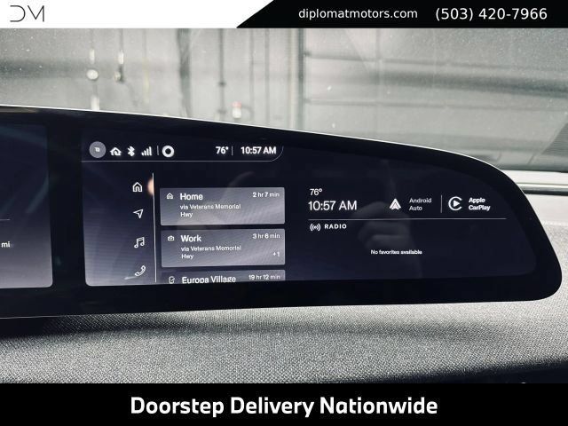 Used 2025 Lucid Air Pure RWD image 32