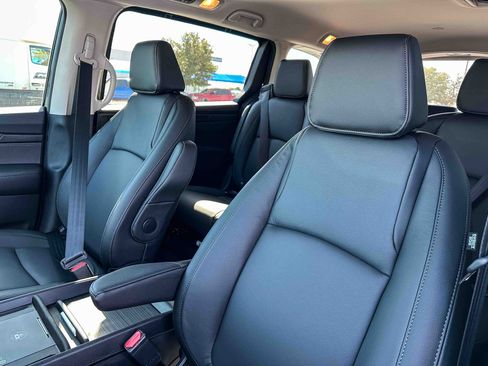 New 2026 Honda Odyssey EX-L image 11