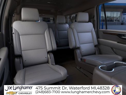 New 2026 Chevrolet Suburban LT w/ Comfort Package image 18