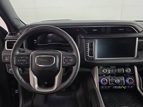 Used 2024 GMC Yukon Denali w/ Max Trailering Package AWD/4WD image 13