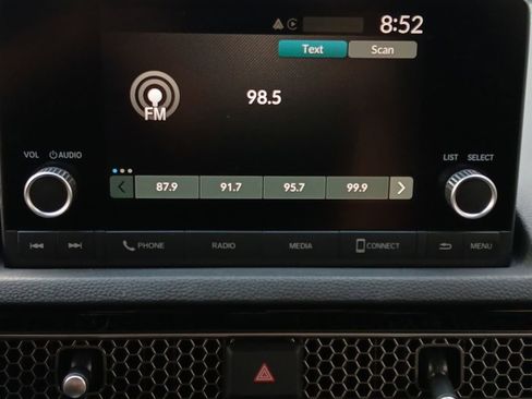 Used 2025 Honda Civic Sport image 8