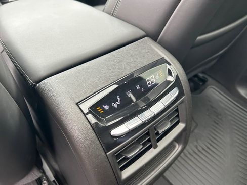 Used 2024 Cadillac XT5 Premium Luxury w/ Platinum Package image 36