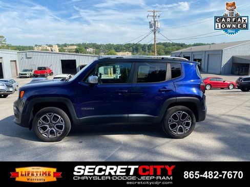 Used 2017 Jeep Renegade Limited w/ Advanced Technology Group AWD/4WD image 8