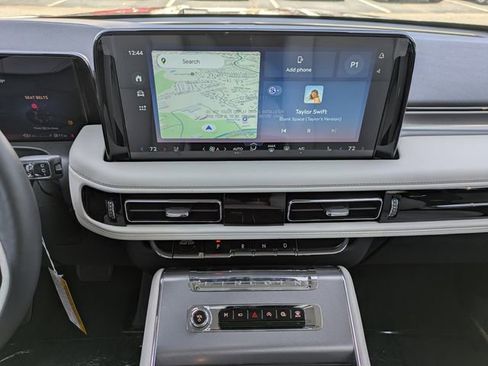 New 2026 Lincoln Aviator 2WD image 15